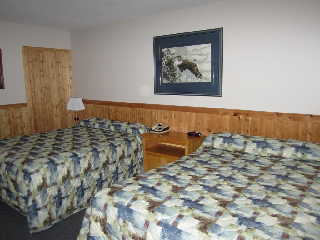 Lakeside Motel Уилямс Лейк Екстериор снимка