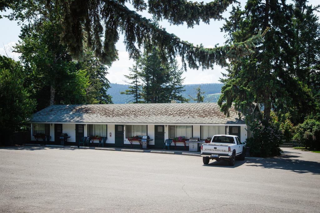 Lakeside Motel Уилямс Лейк Екстериор снимка