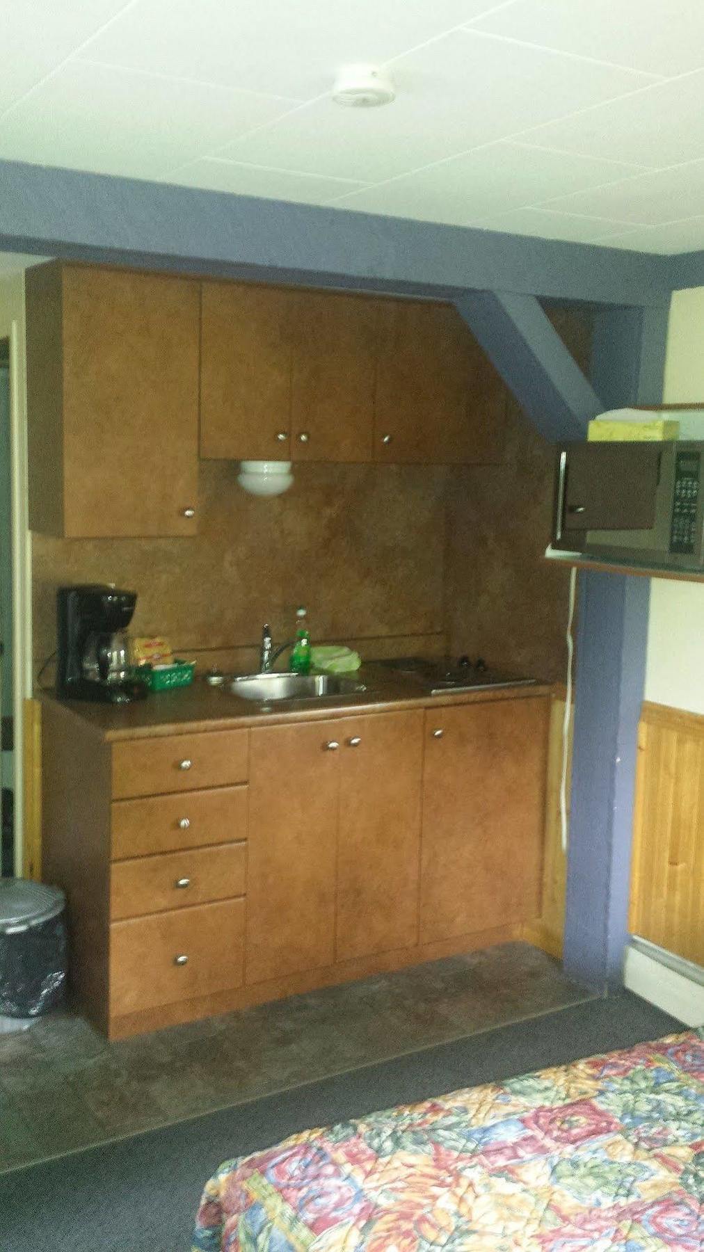 Lakeside Motel Уилямс Лейк Екстериор снимка